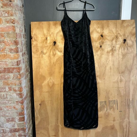 Dave & Johnny Dresses & Skirts - Vintage 90s Dave & Johnny Formal Velvet Black Maxi Dress Sz 8